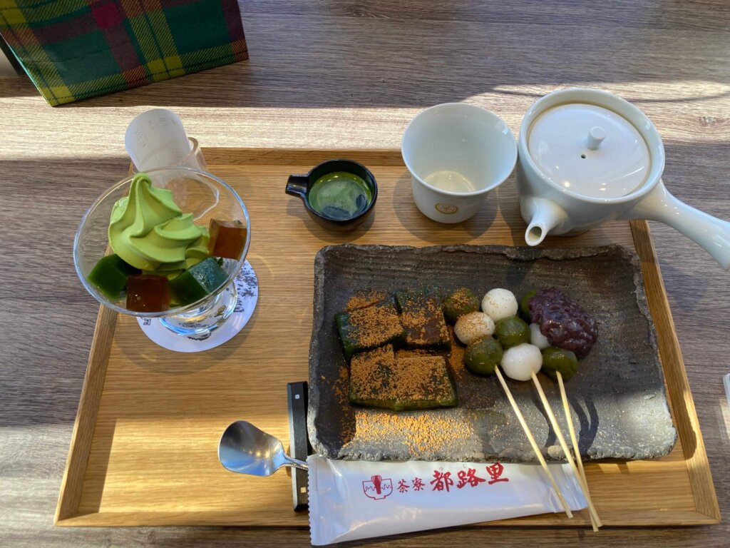 茶寮都路里　味くらべセット